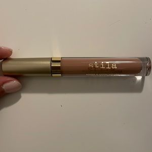 Stila stay all day liquid lipstick caramelllo